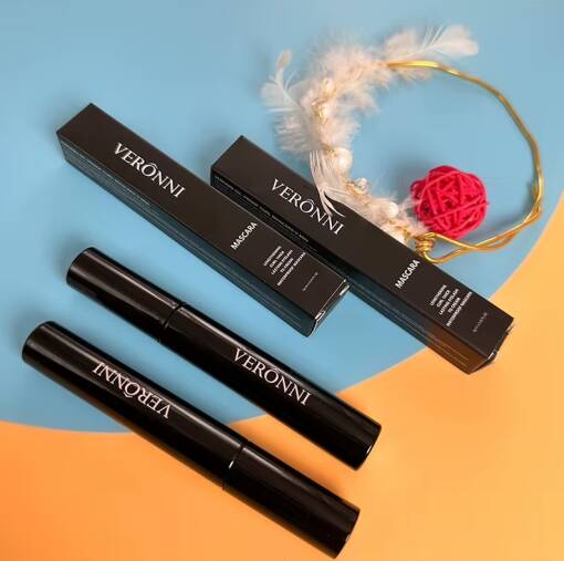 mascara waterproof negru 3